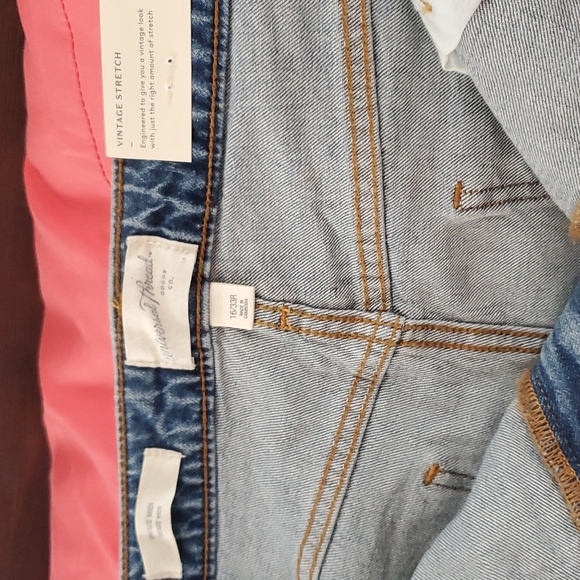 Target- Universal Thread Shorts - Picture 4 of 4